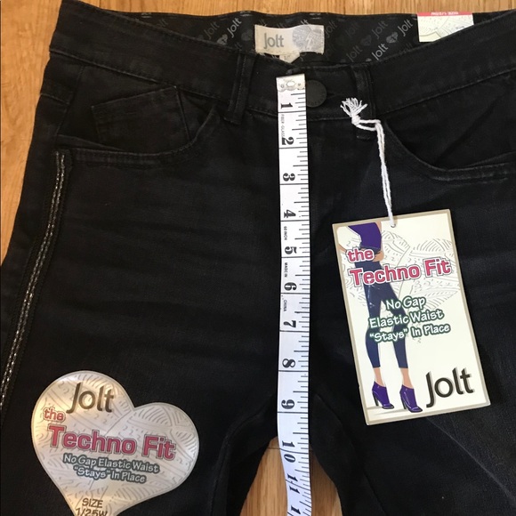 Jolt | The Techno Skinny Pants - Picture 3 of 7